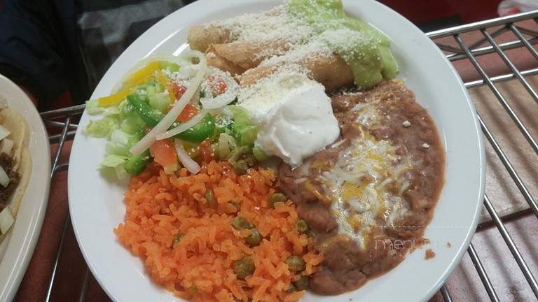 La Parrilla Restaurant - Deming, NM